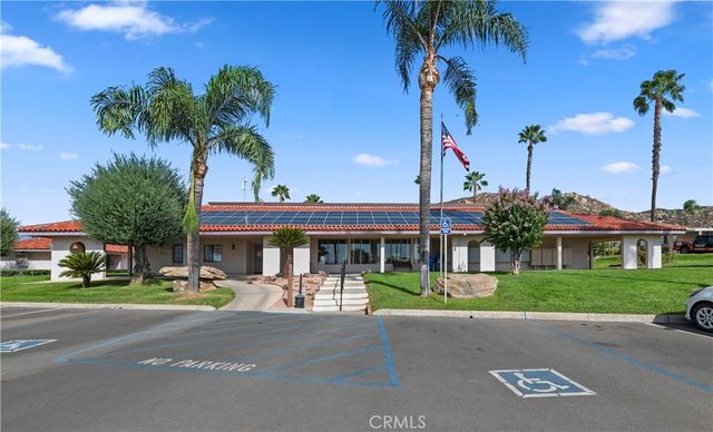 1536 S State 213, Hemet, CA 92543