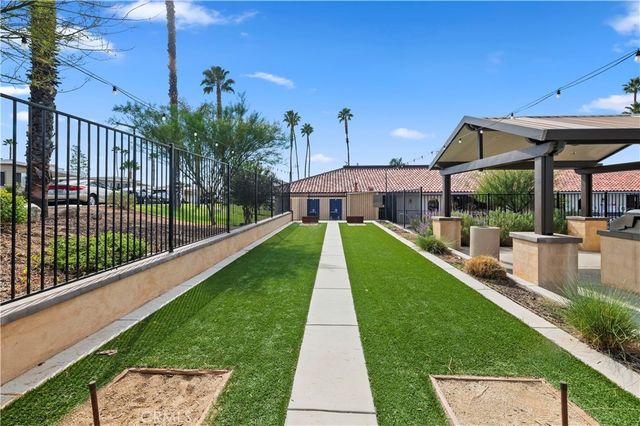 1536 S State 213, Hemet, CA 92543