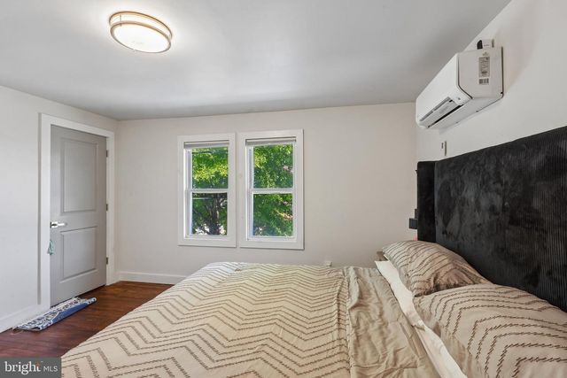239 HUFF AVE, Trenton, NJ 08618