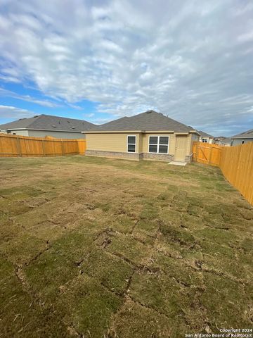 4214 Legend Heights, New Braunfels, TX 78130