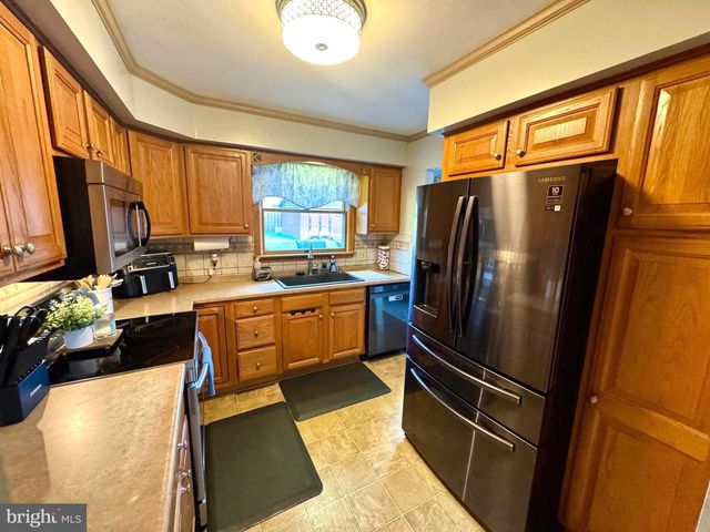 371 FIRST AVE, Lemont, PA 16851