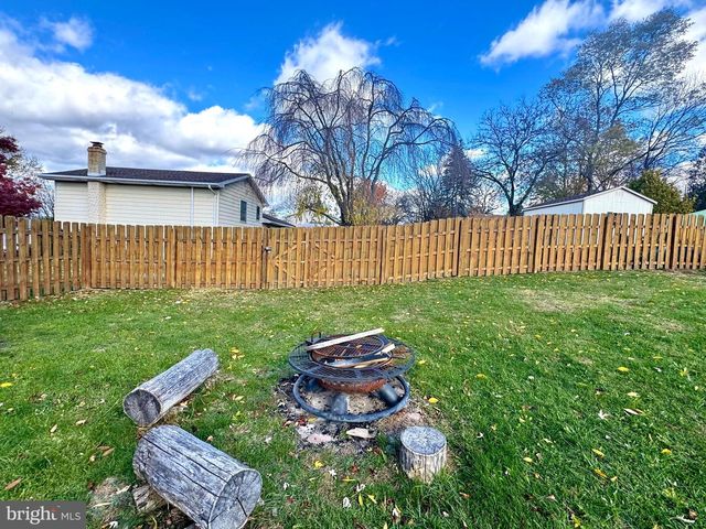 371 FIRST AVE, Lemont, PA 16851