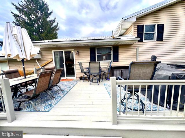 371 FIRST AVE, Lemont, PA 16851