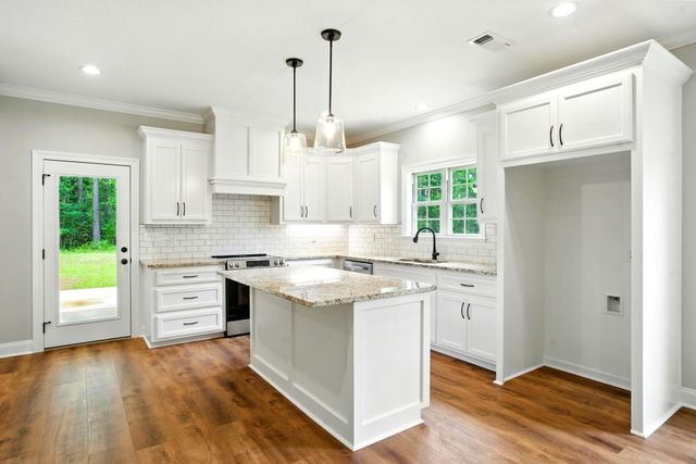 25 Harmony, Hattiesburg, MS 39402