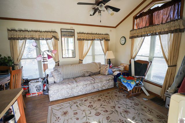 250 Captain Morgan Rd 1, Hardin, KY 42048