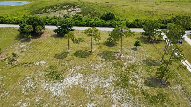 1075 SW Rucks Dairy Road, Okeechobee, FL 34974