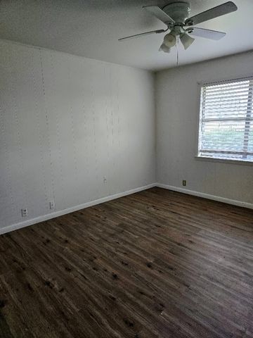 812 N Tyus Street, Groesbeck, TX 76642