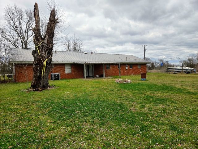 812 N Tyus Street, Groesbeck, TX 76642