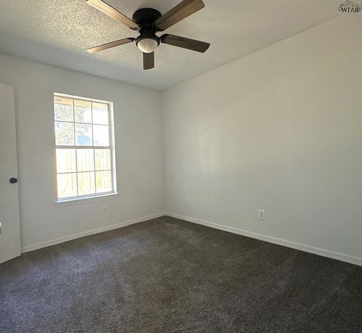 4 BLUE STAR COURT, Wichita Falls, TX 76310