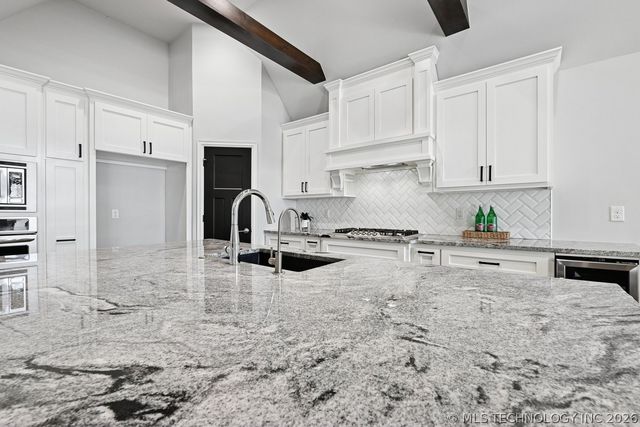 6867 E 124th Street S, Bixby, OK 74008