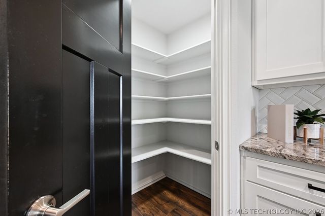 6867 E 124th Street S, Bixby, OK 74008