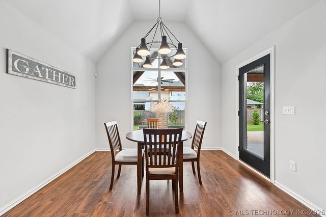 6867 E 124th Street S, Bixby, OK 74008