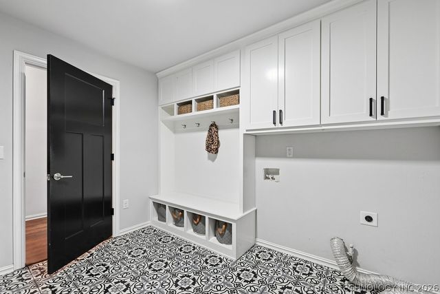 6867 E 124th Street S, Bixby, OK 74008