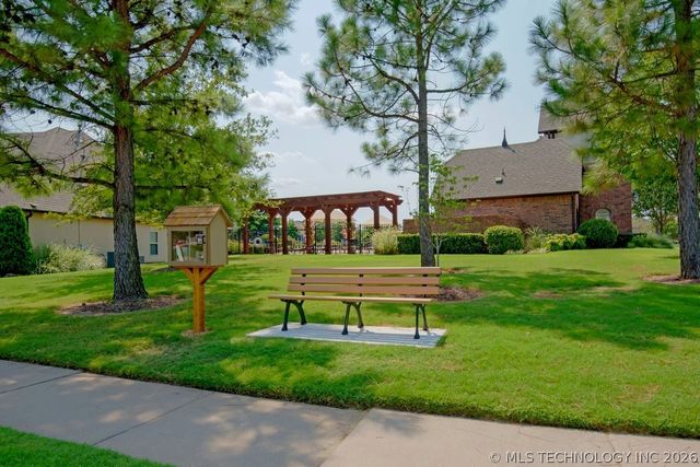 6867 E 124th Street S, Bixby, OK 74008