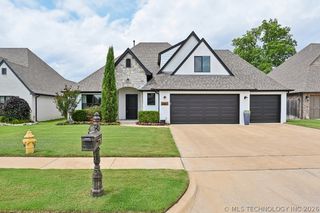 6867 E 124th Street S, Bixby, OK 74008