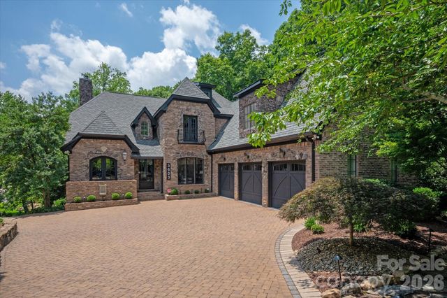 3603 Hennessy Place, Charlotte, NC 28210