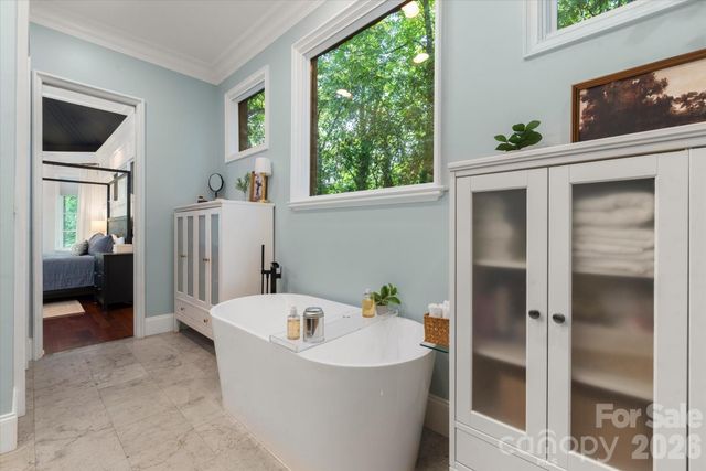 3603 Hennessy Place, Charlotte, NC 28210