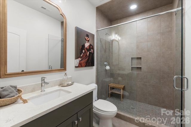 3603 Hennessy Place, Charlotte, NC 28210