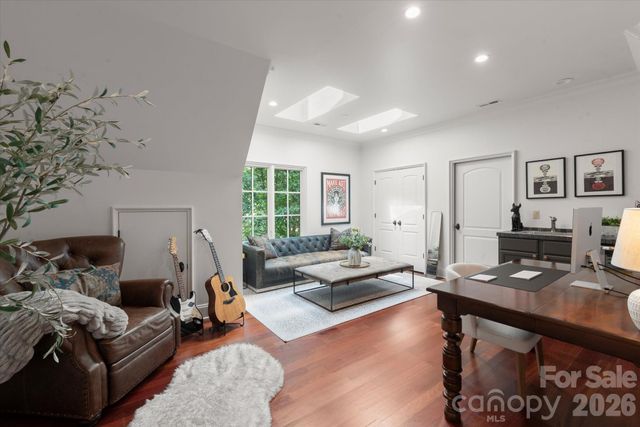 3603 Hennessy Place, Charlotte, NC 28210