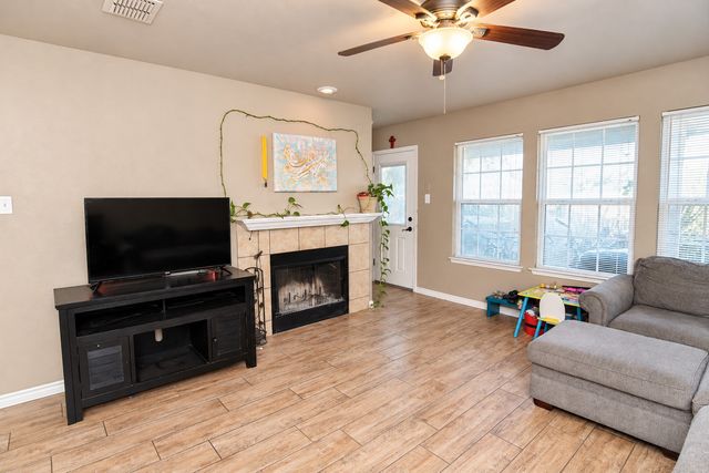 8821 Sagebrush Trail, Cross Roads, TX 76227