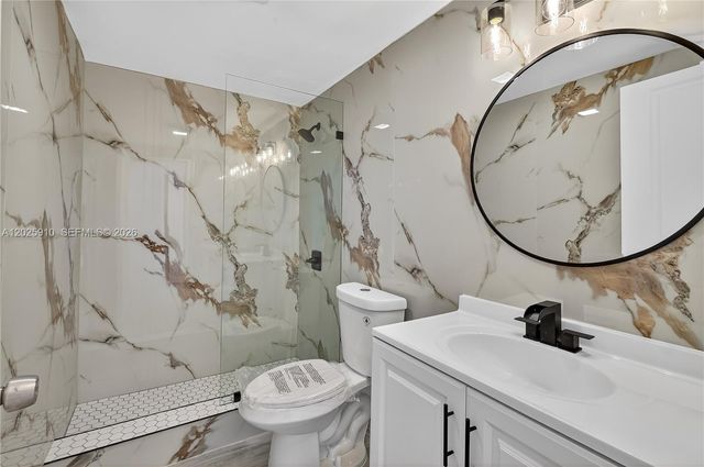 1255 Collins Ave 504, Miami Beach, FL 33139