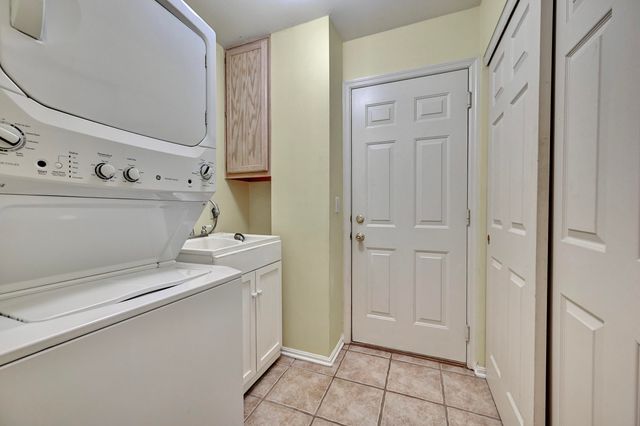 6 Claiborne Court, Florence, KY 41042