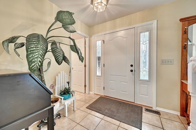6 Claiborne Court, Florence, KY 41042