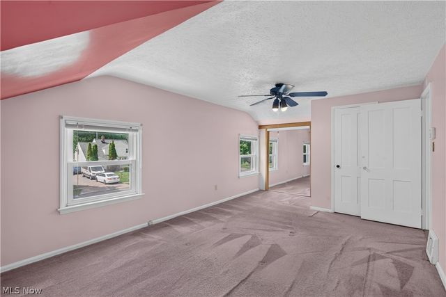 19811 Shakerwood Road, Warrensville Heights, OH 44122