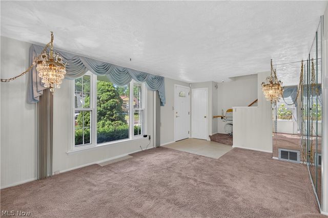 19811 Shakerwood Road, Warrensville Heights, OH 44122