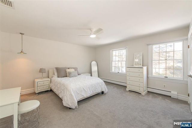 721 Somerset Street, Franklin Lakes, NJ 07417