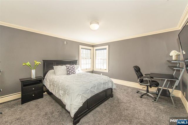 721 Somerset Street, Franklin Lakes, NJ 07417