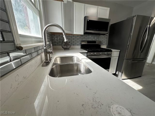 922 Winton Avenue, Akron, OH 44320