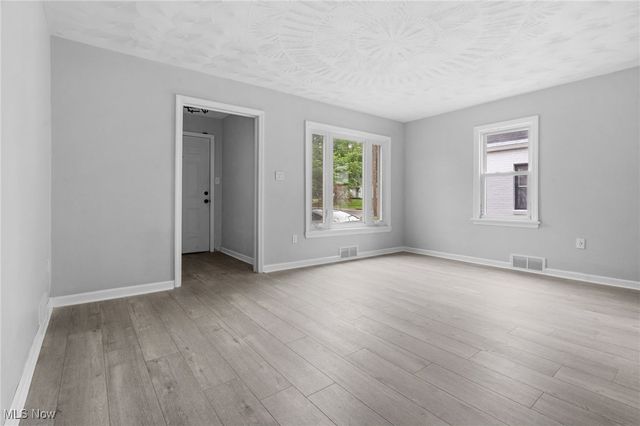 922 Winton Avenue, Akron, OH 44320