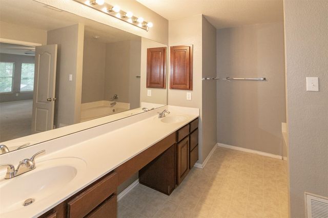11308 Blairview LN, Austin, TX 78748