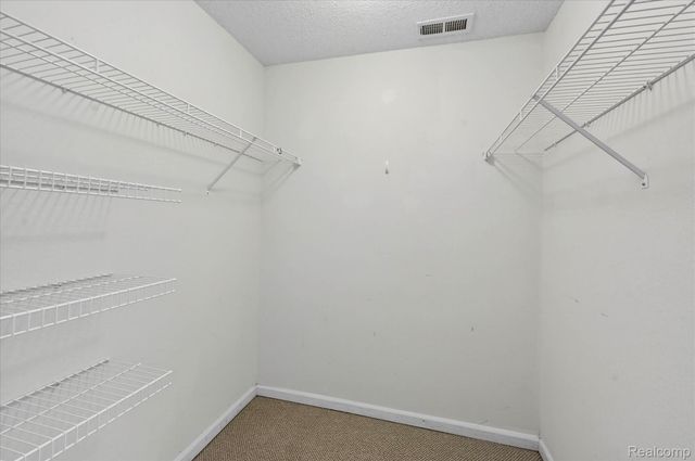 12204 Pinehurst Lane 32, Grand Blanc Charter Township, MI 48439