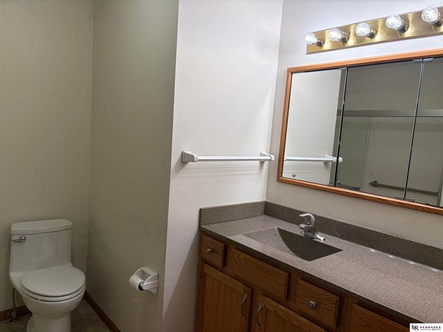 1113 N 83rd Street, Omaha, NE 68114