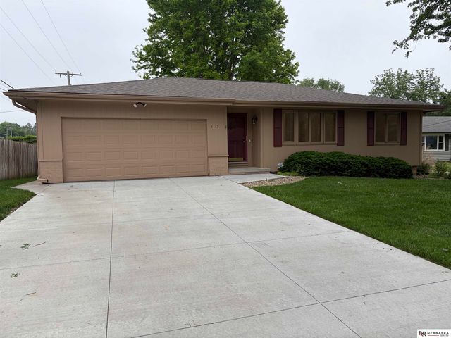 1113 N 83rd Street, Omaha, NE 68114