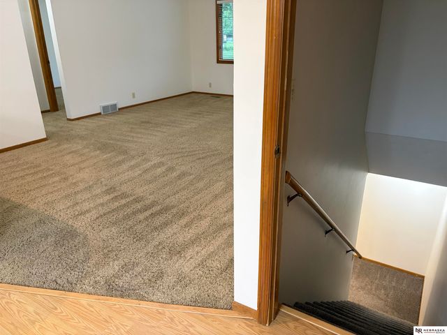 1113 N 83rd Street, Omaha, NE 68114