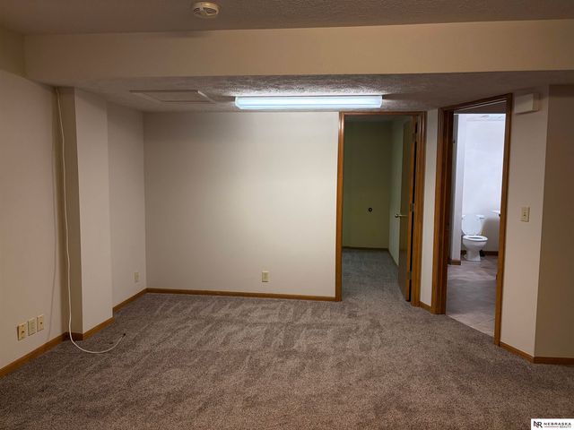 1113 N 83rd Street, Omaha, NE 68114
