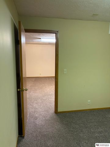1113 N 83rd Street, Omaha, NE 68114