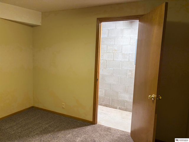 1113 N 83rd Street, Omaha, NE 68114