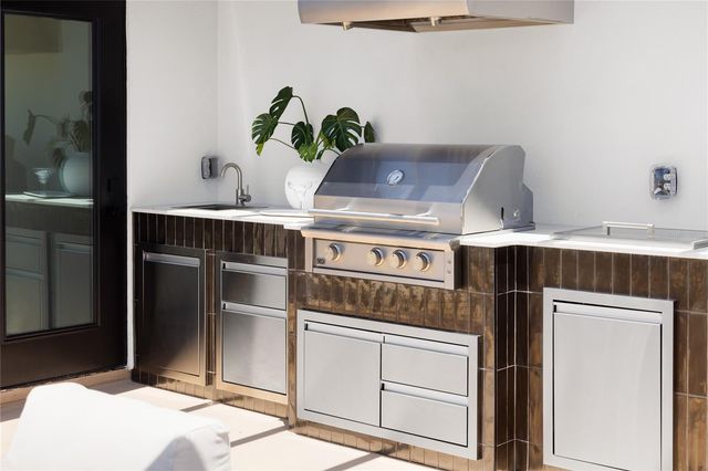 10351 2ND STREET N, St Petersburg, FL 33716