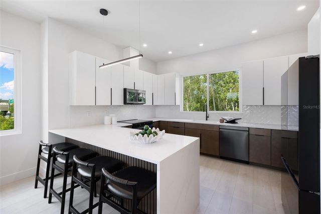 10351 2ND STREET N, St Petersburg, FL 33716