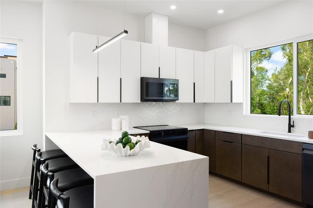 10351 2ND STREET N, St Petersburg, FL 33716