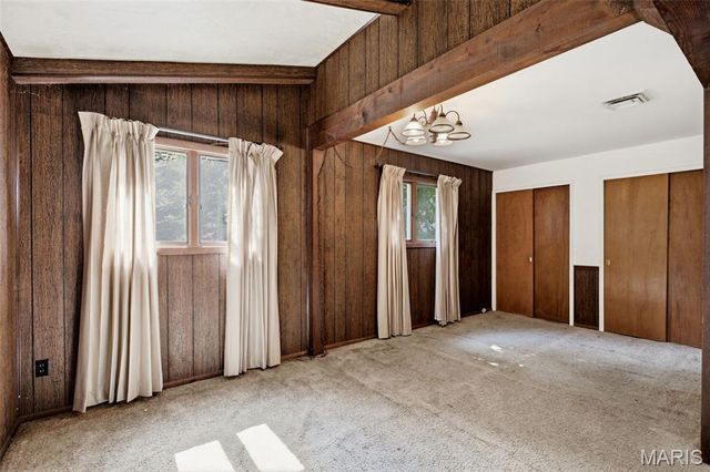 1552 Rathford Drive, Creve Coeur, MO 63146