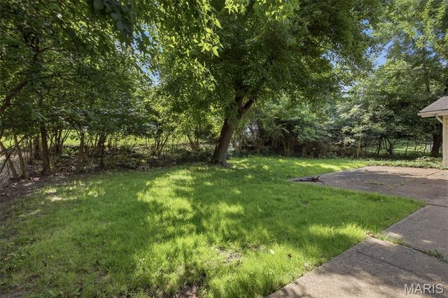 1552 Rathford Drive, Creve Coeur, MO 63146