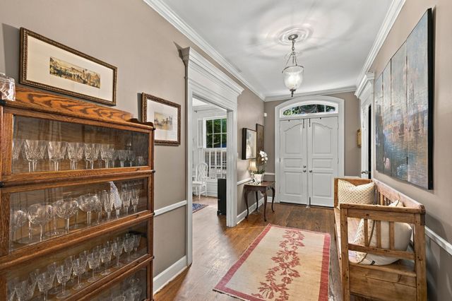 916 Rodney Dr, Nashville, TN 37205