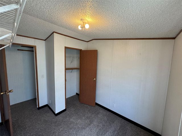 600 E Melville Drive, Crosby, TX 77532