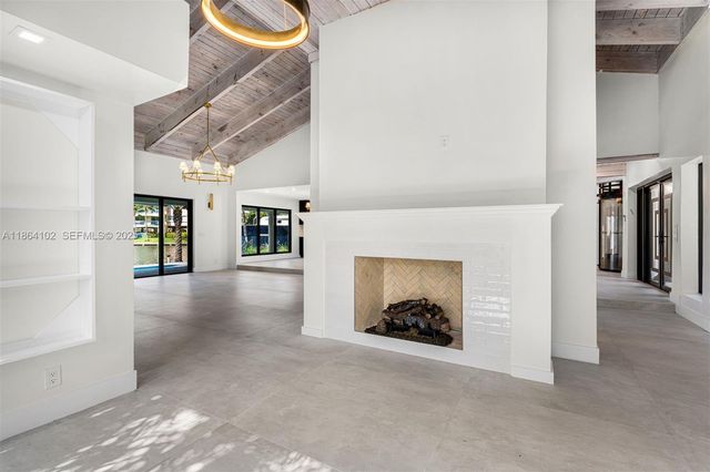 500 Palm Dr, Hallandale Beach, FL 33009