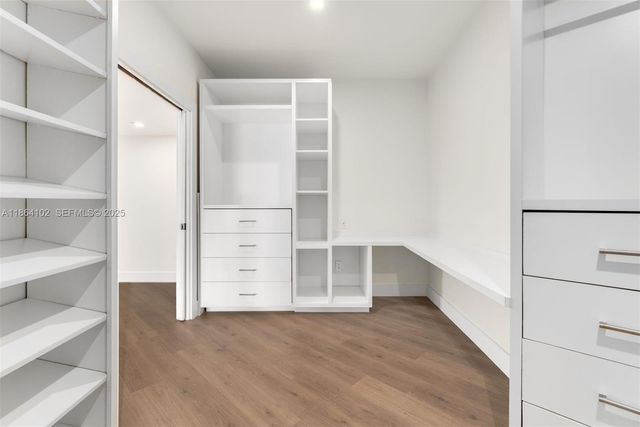 500 Palm Dr, Hallandale Beach, FL 33009